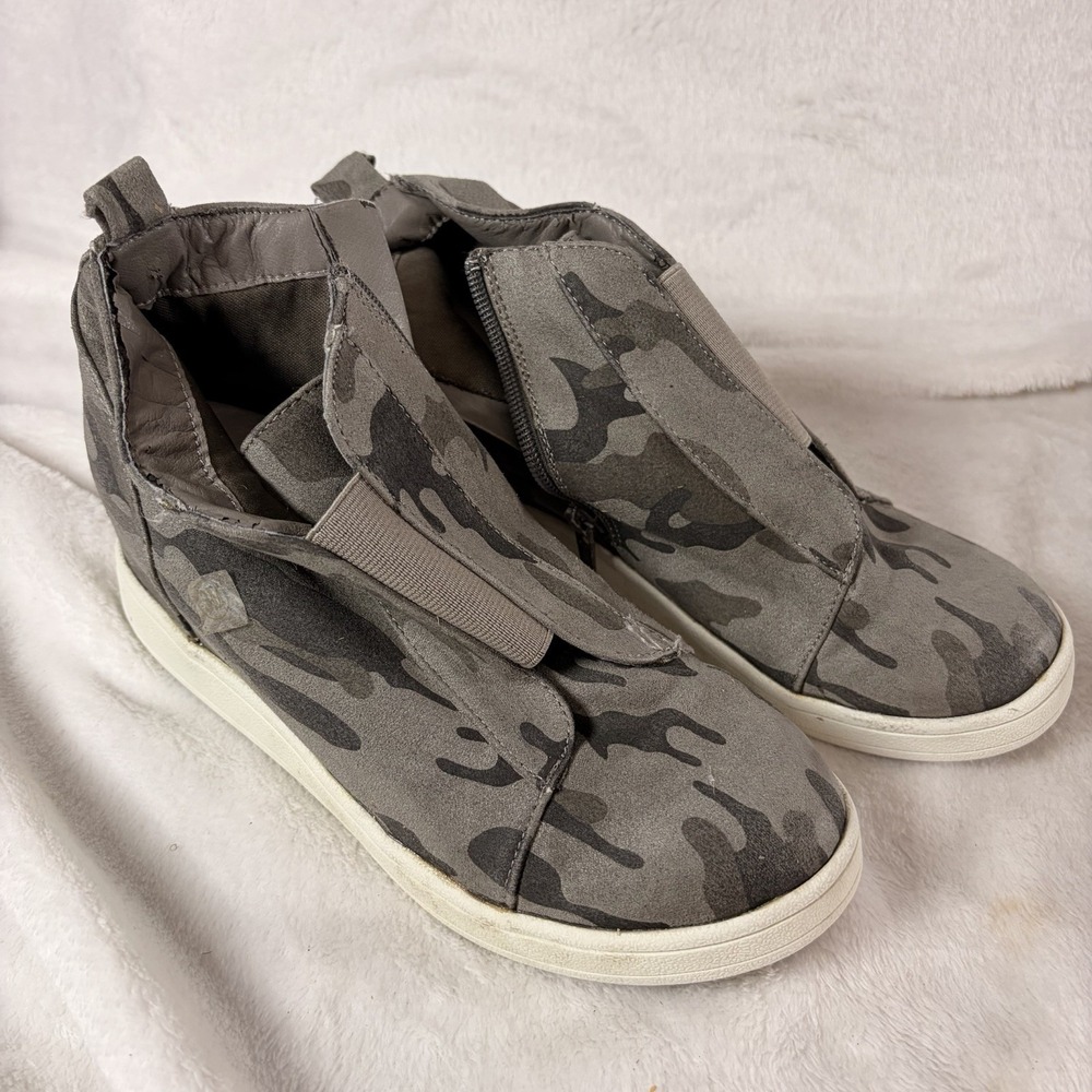 MIA Kids Gracelyn Camo Hidden Wedge Sneaker Booties Girl's 3M